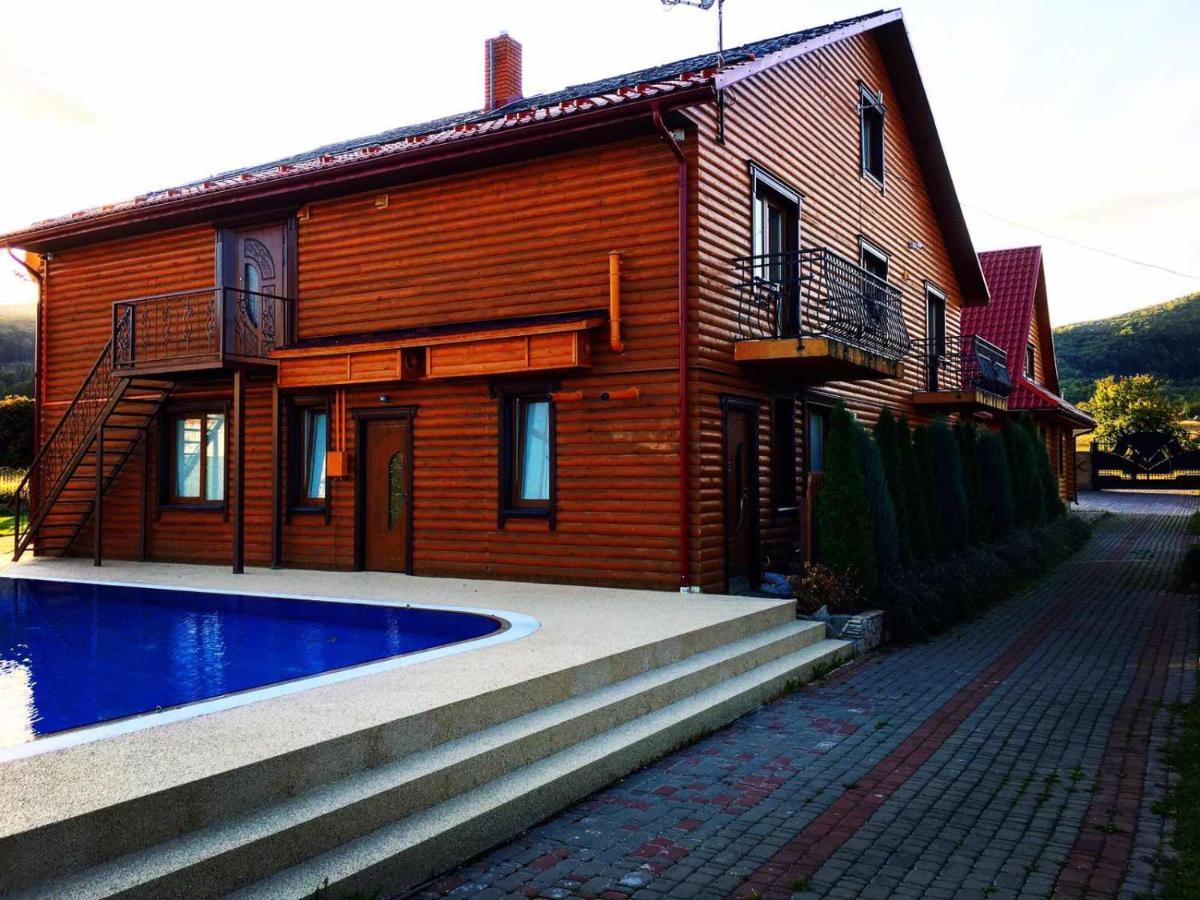 Gorodok Villa Мигово Екстериор снимка